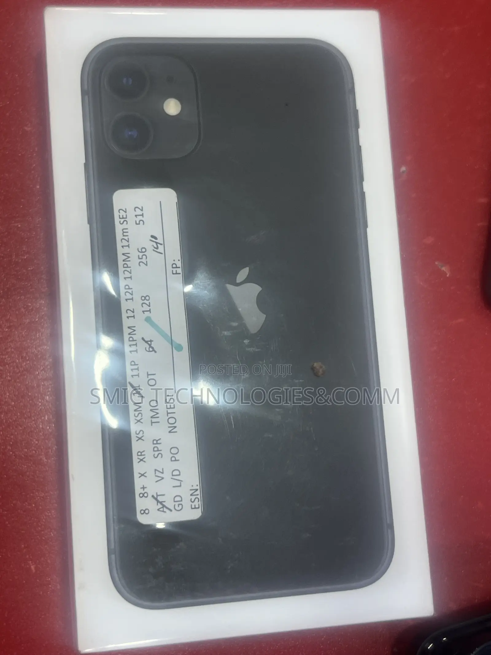 New Apple iPhone 11 64 GB Black