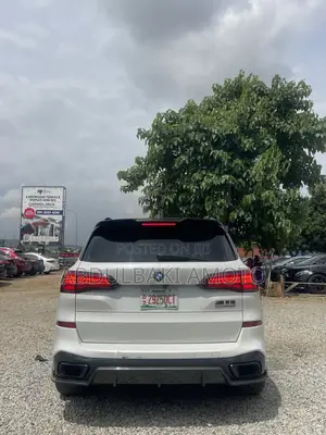 BMW X5 2021 White