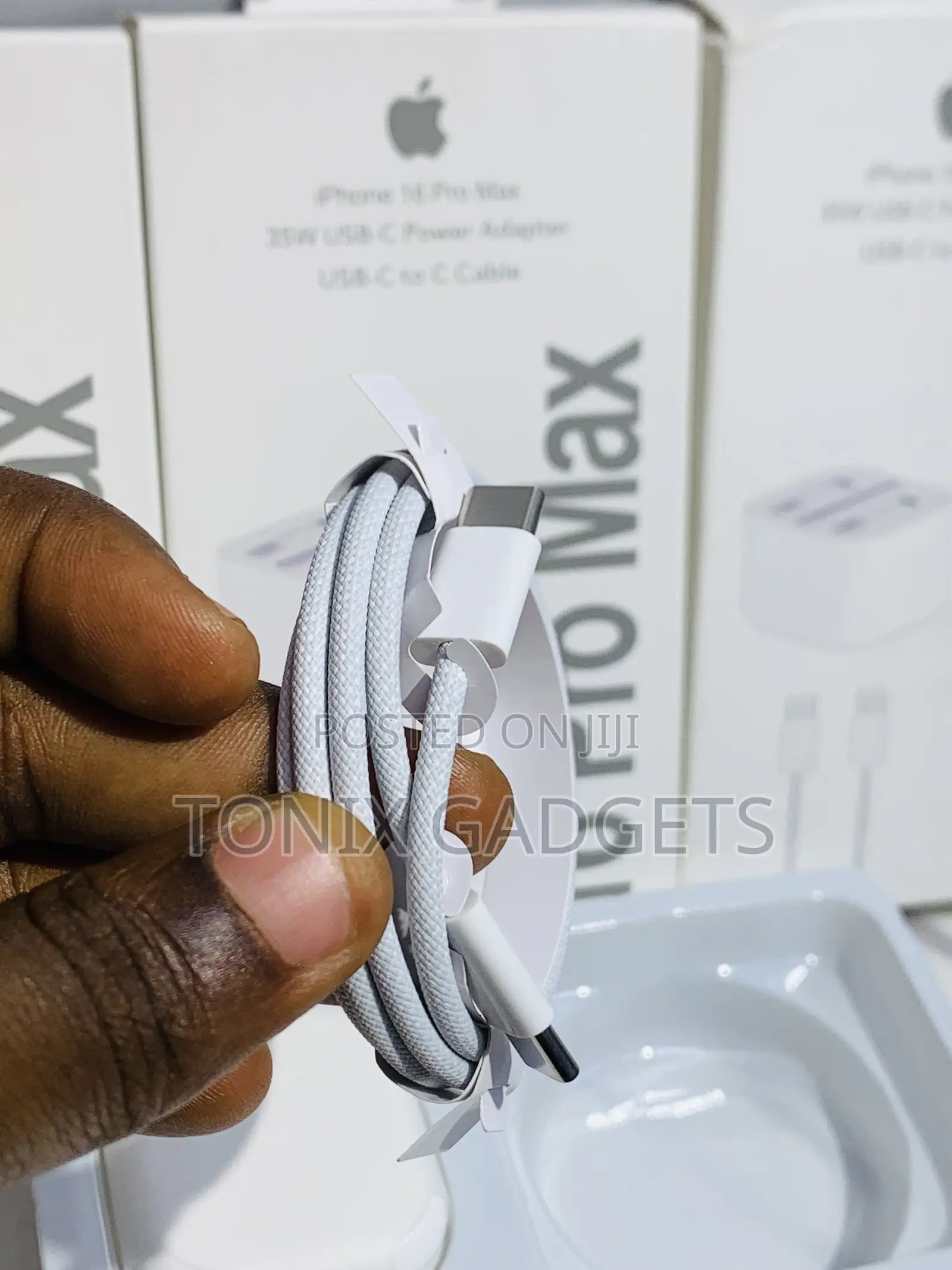 iPhone 35w Usb-C Power Adapter and Usb-C to C Cable
