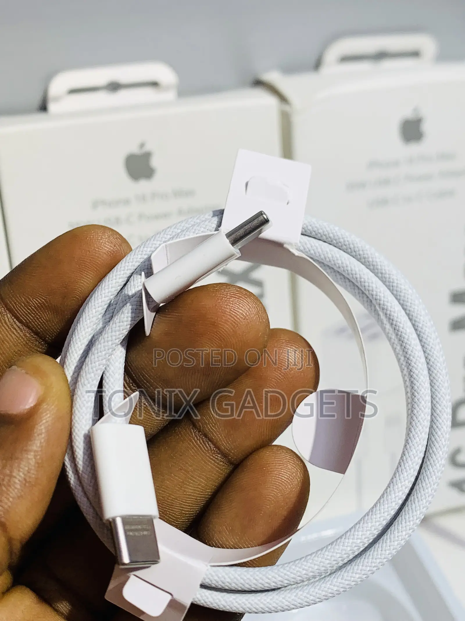 iPhone 35w Usb-C Power Adapter and Usb-C to C Cable