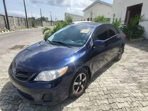 Toyota Corolla 2010 Blue