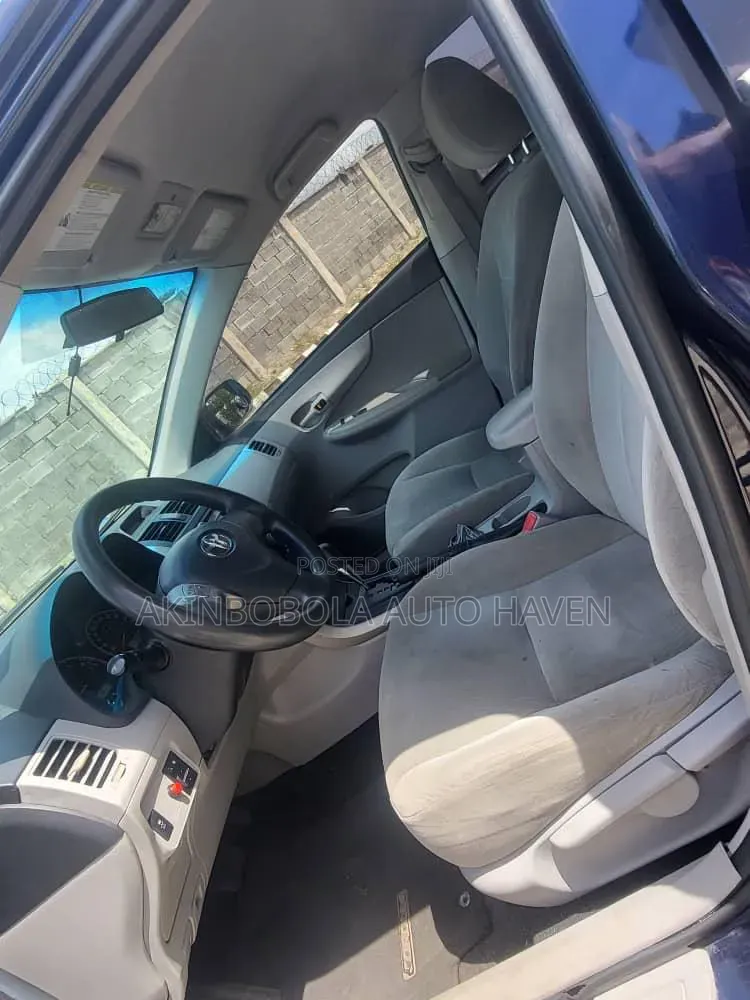 Toyota Corolla 2010 Blue