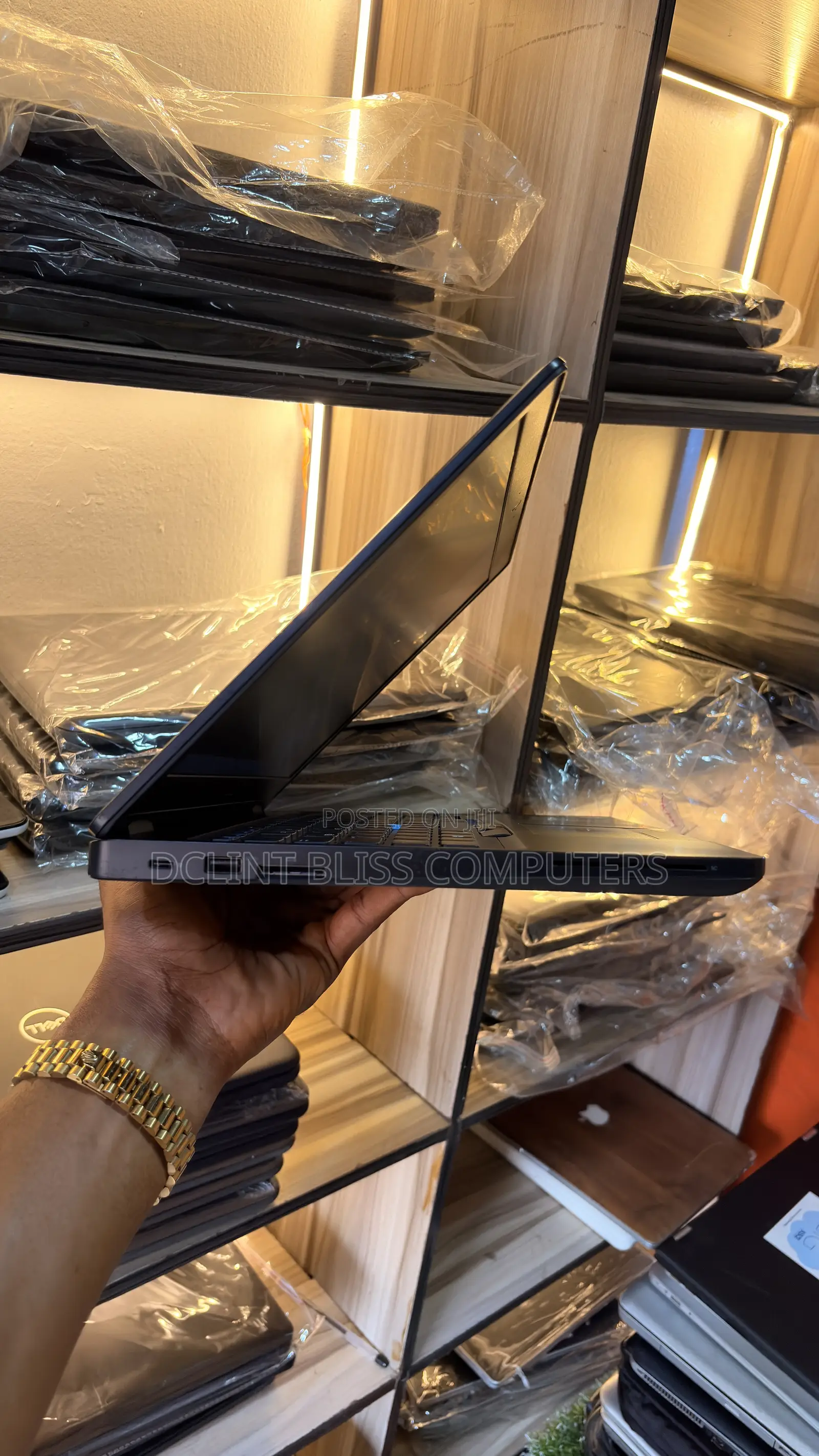 Laptop Dell Latitude 5580 8GB Intel Core i5 SSD 256GB