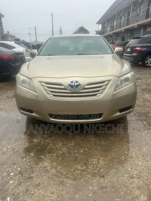 Toyota Camry 2008 Gold