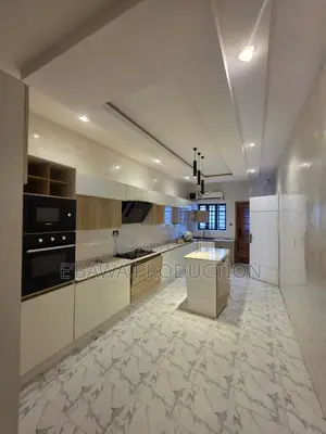 Furnished 4bdrm Duplex in Thomas Estate for sale