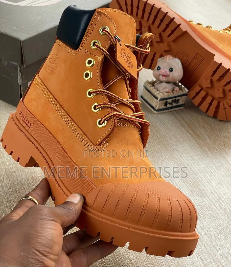 Tm~ Boot Male