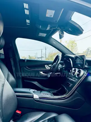 Mercedes-Benz GLC-Class 2021 Gray