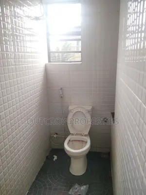 2bdrm Apartment in Ogombo for rent