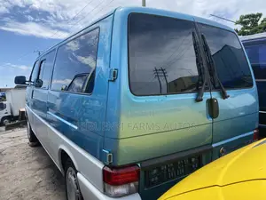 Volkswagen Transporter 2005 Beige