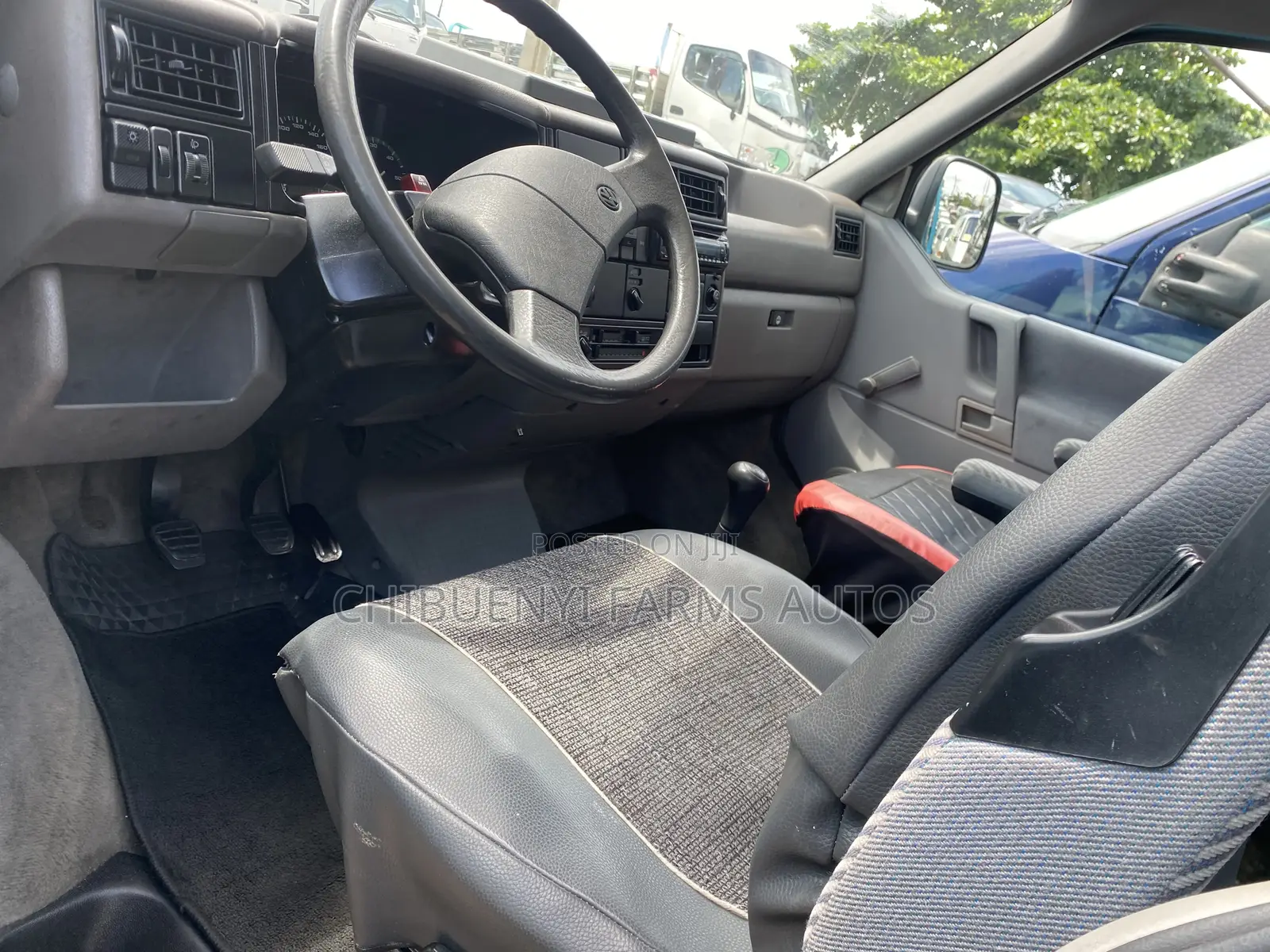 Volkswagen Transporter 2005 Beige