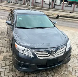 Toyota Camry 2008 Gray