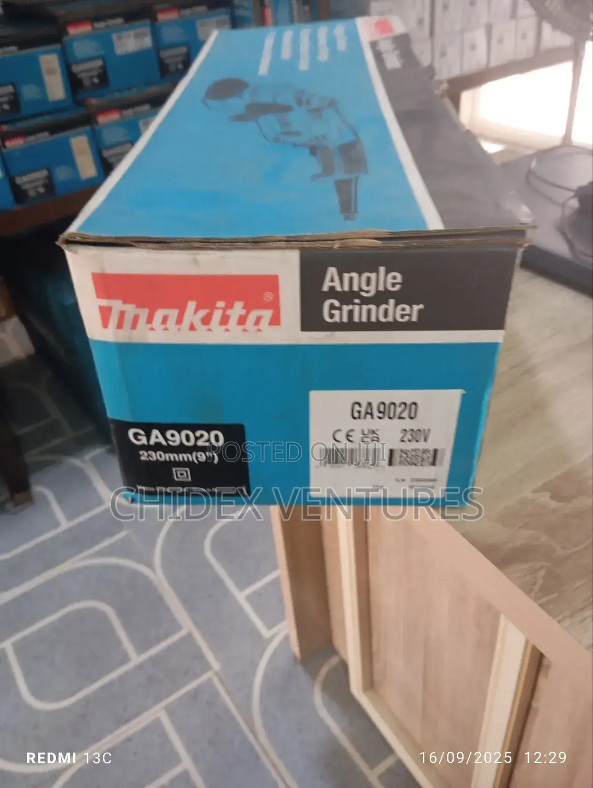 Angle Grinder Ga 9020