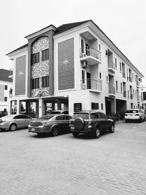 Furnished 2bdrm Apartment in Ikota Gra for rent