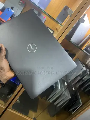 Laptop Dell Latitude 5500 8GB Intel Core i7 SSD 256GB