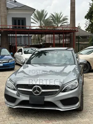 Mercedes-Benz C400 4Matic AWD Sedan (3.0L V6 7A) 2015 Gray