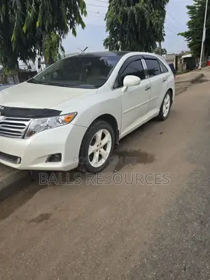 Toyota Venza AWD 2010 White