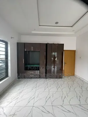 1bdrm Apartment in Oral Estate, Lekki for rent