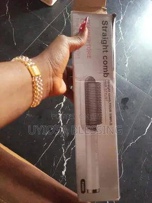 Brand New Fh909 Hair Straightening Brush With Box