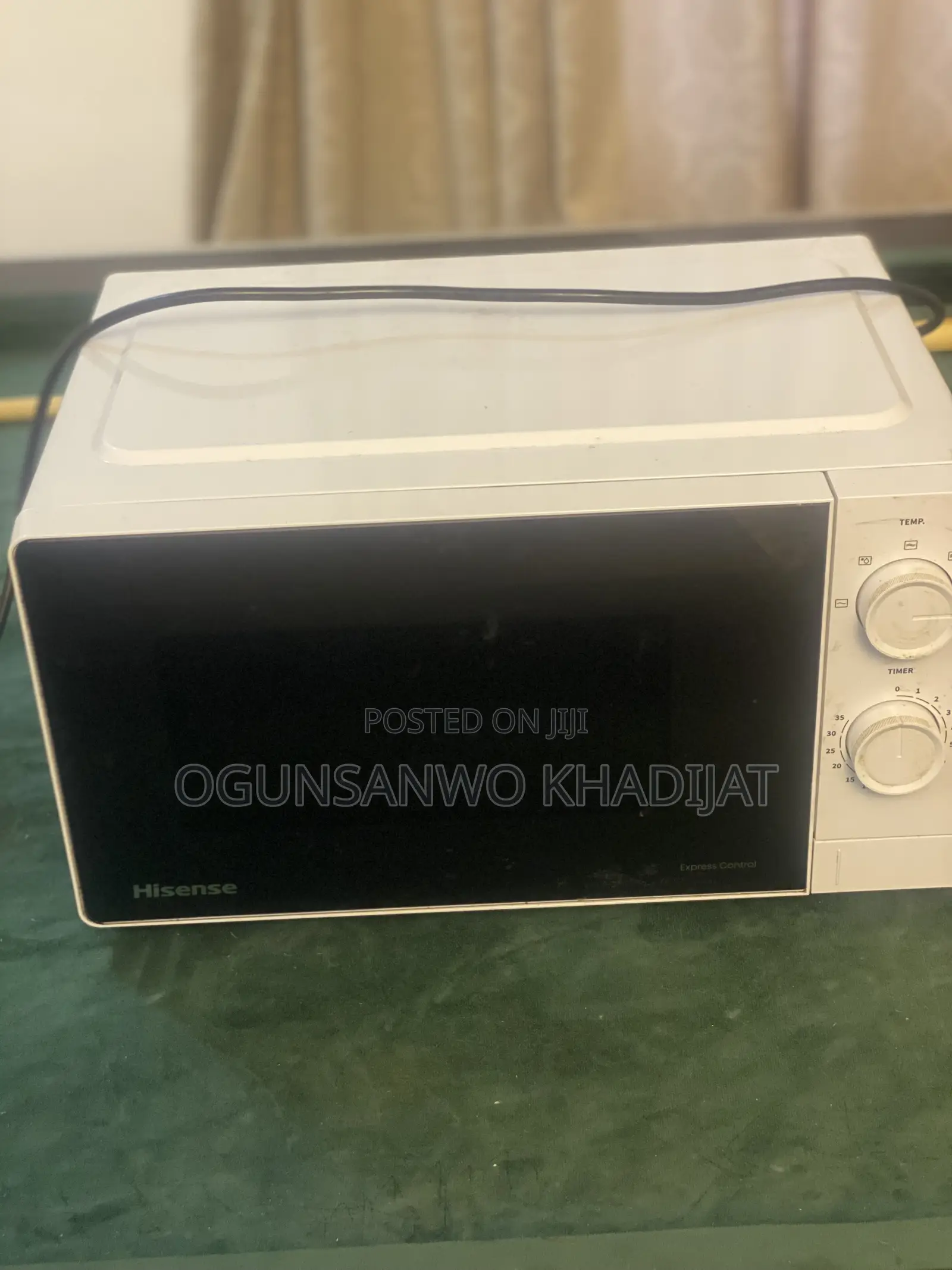 Hisense Microwave 20 Liters