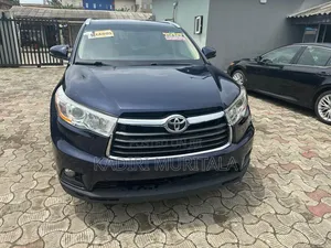 Toyota Highlander XLE V6 4x2 (3.5L 6cyl 6A) 2016 Blue
