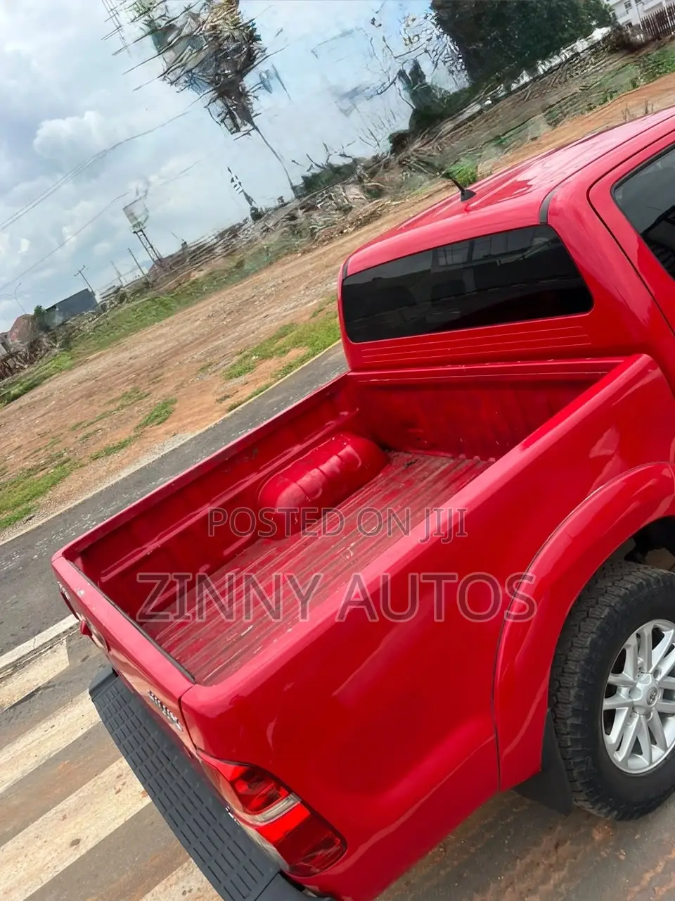 Toyota Hilux 2015 Red