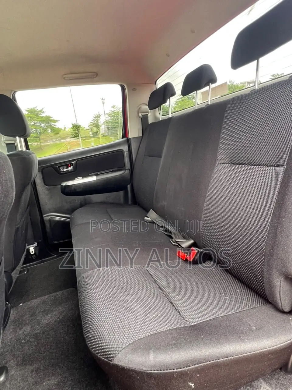 Toyota Hilux 2015 Red
