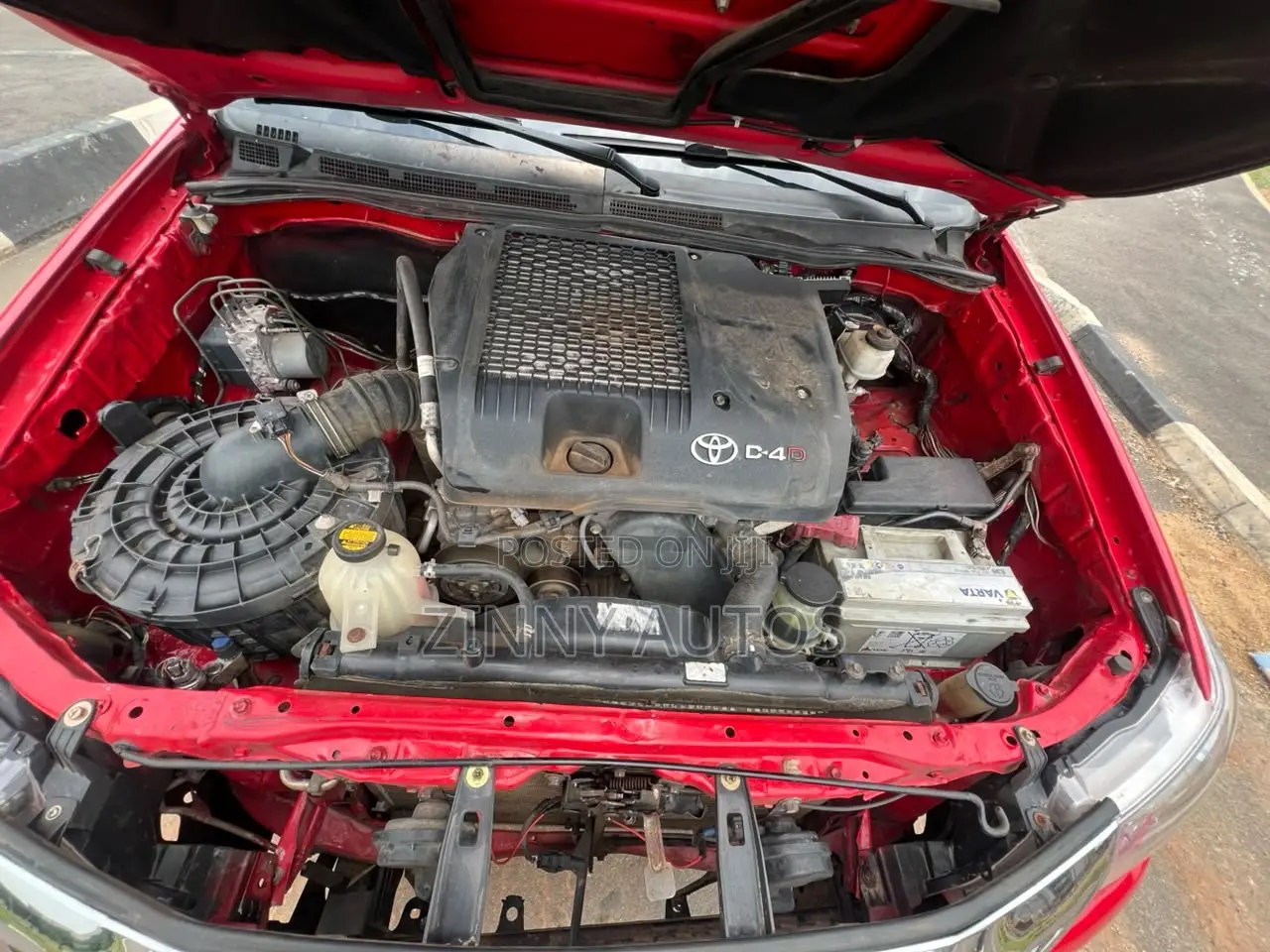 Toyota Hilux 2015 Red