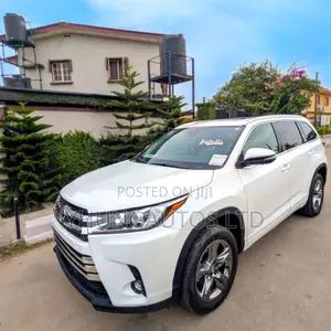 Toyota Highlander Limited Platinum 2019 White