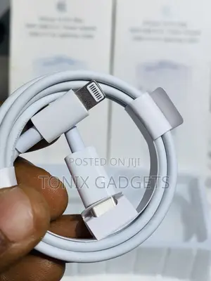 50w Usb-C+C Power Adapter and Usb-C to Lightning Cable