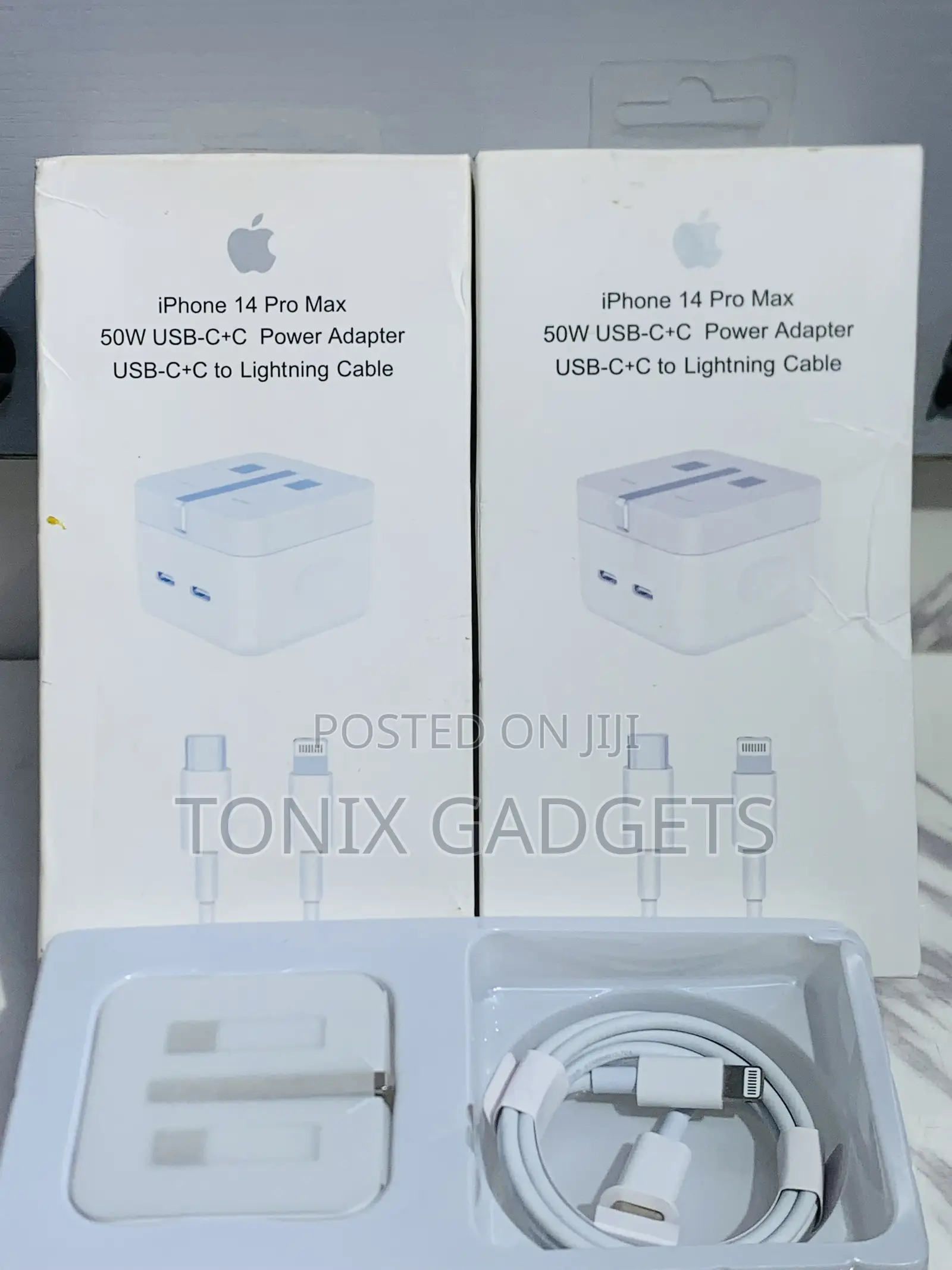 50w Usb-C+C Power Adapter and Usb-C to Lightning Cable