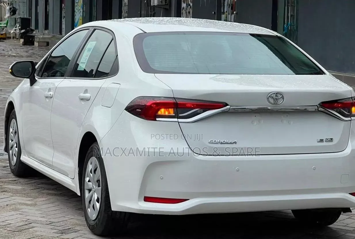 Toyota Corolla 2020 White
