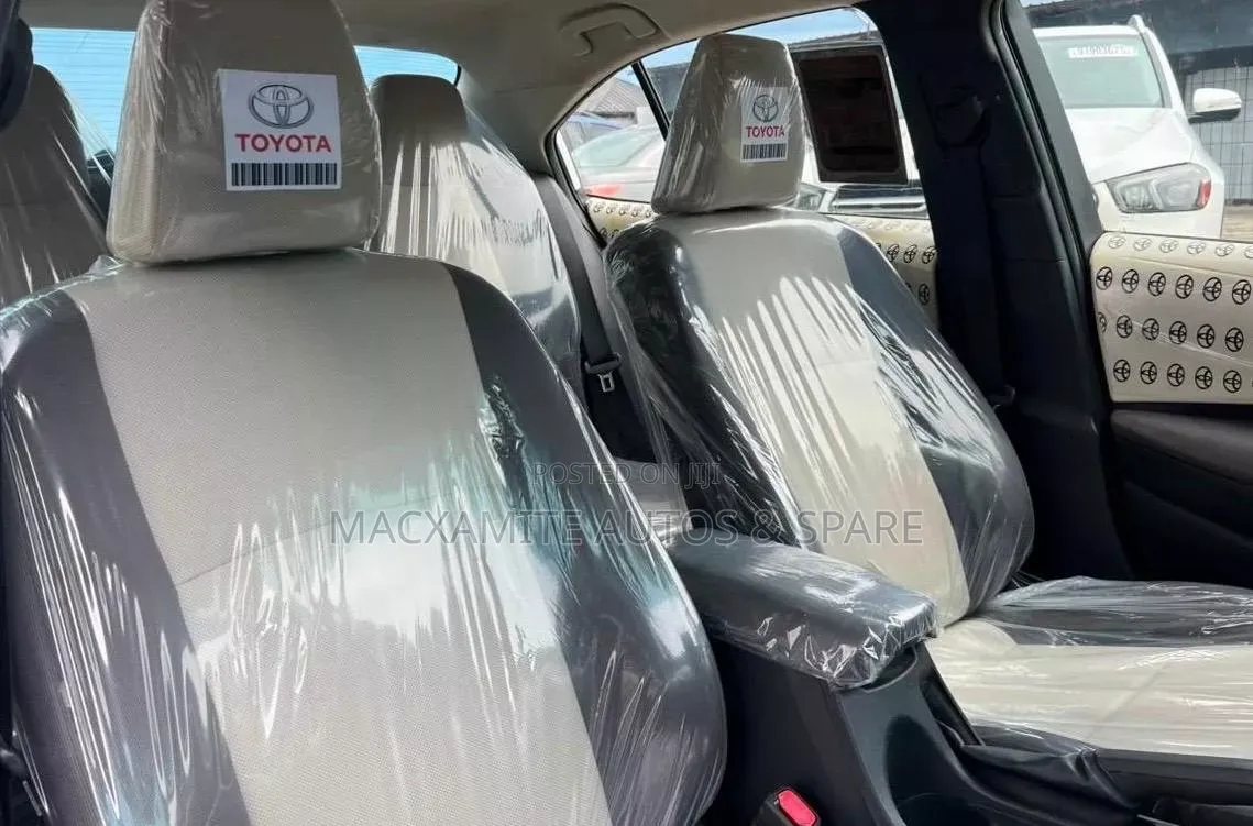 Toyota Corolla 2020 White