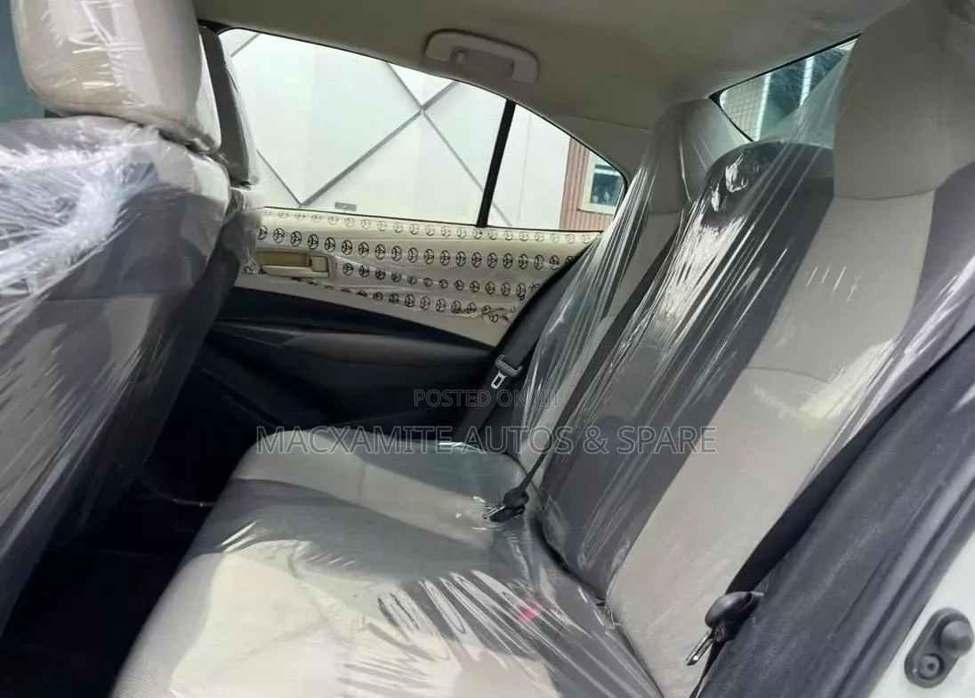 Toyota Corolla 2020 White