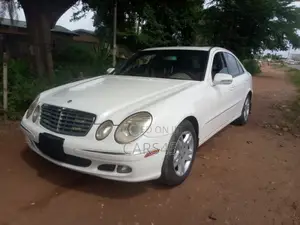 Mercedes-Benz E350 2003 White