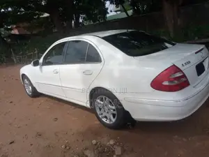 Mercedes-Benz E350 2003 White