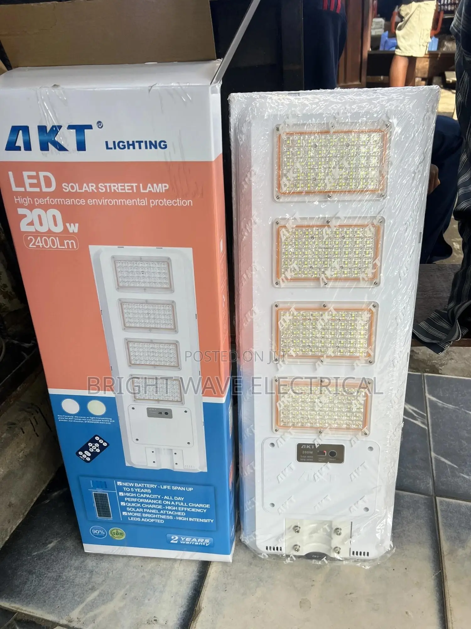 Akt 200wt Solar Light