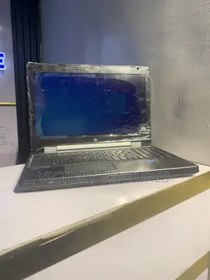 Laptop HP EliteBook 8560W 8GB Intel Core i7 HDD 250GB