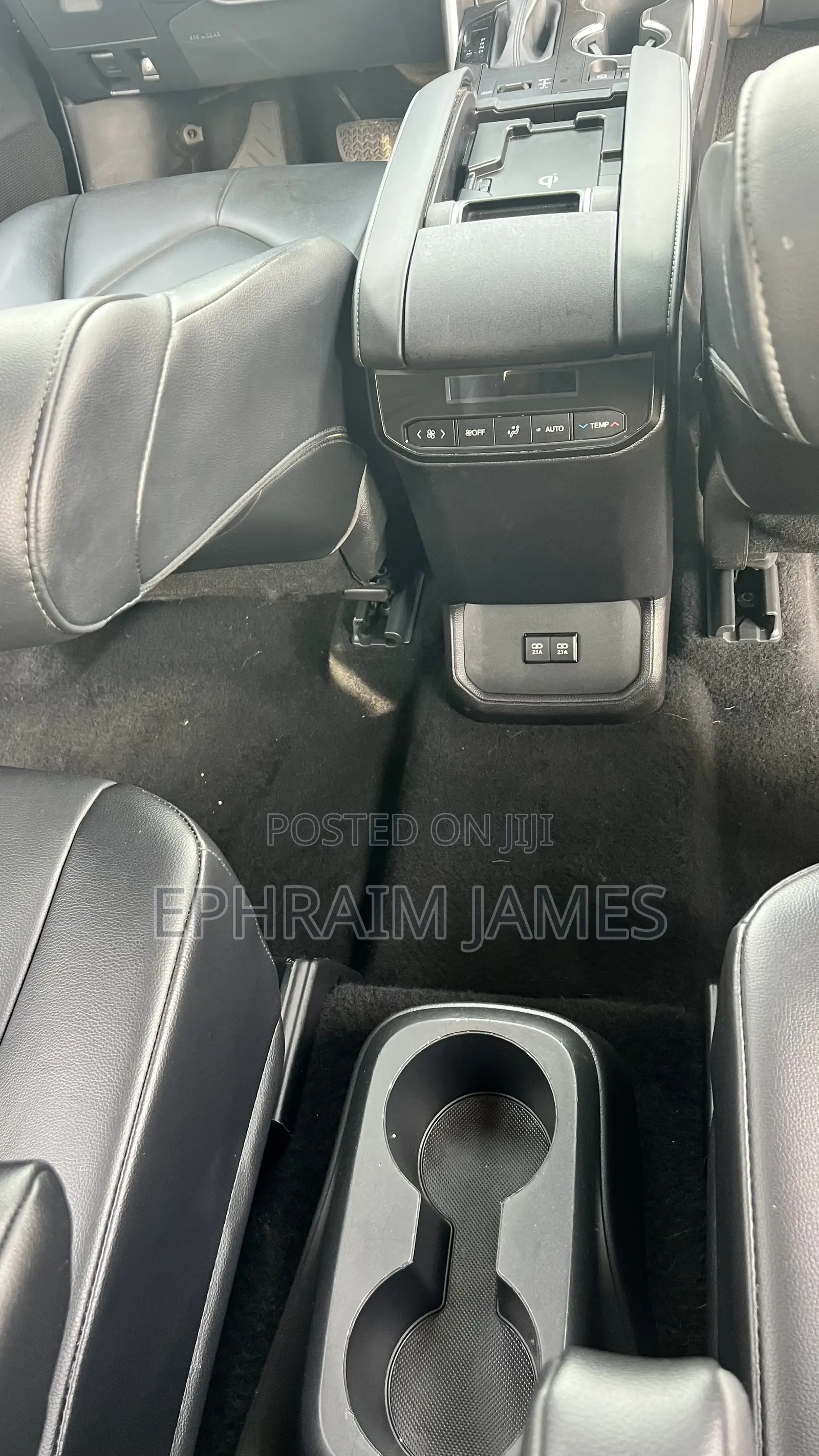 Toyota Highlander XLE 2021 Blue