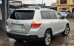 Toyota Highlander 2012 Silver