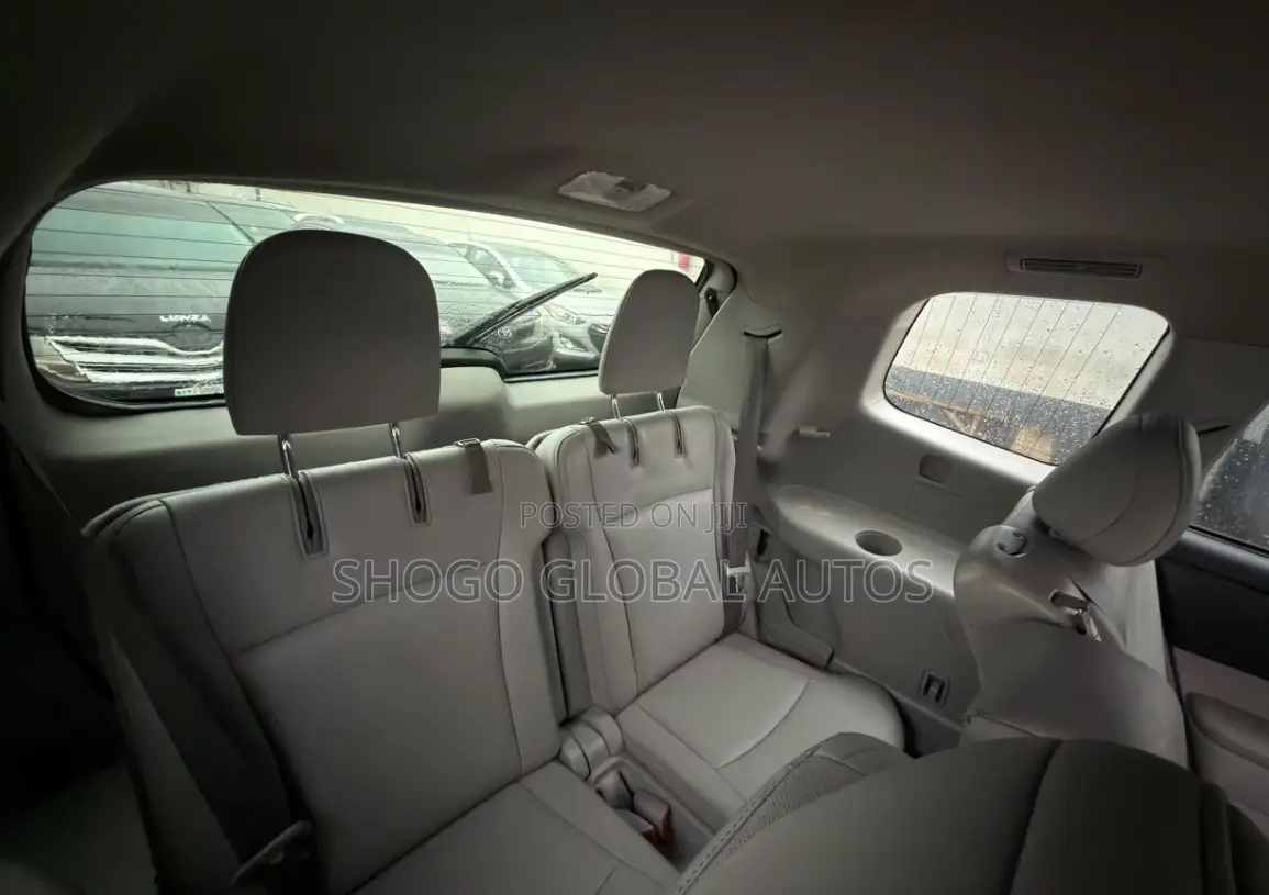 Toyota Highlander 2012 Silver