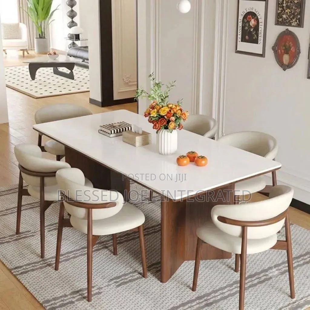 Wooden Leg Dining Table 6seaters