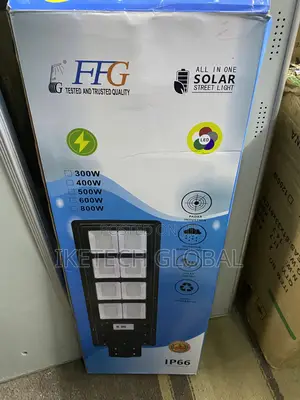 8 Eyes FFG Solar Street Light