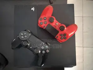 Fat Ps4 With Two Pads