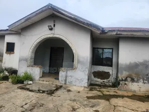 5bdrm Bungalow in Odo Oba Area Near for sale