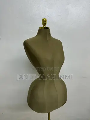 Dress Form Mannequin (Fully Pinnable)