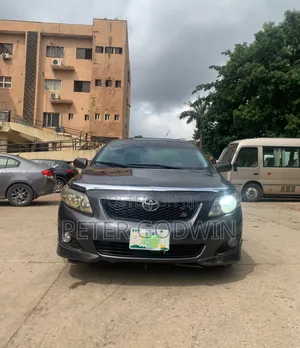Toyota Corolla 2010 Gray
