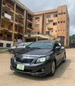 Toyota Corolla 2010 Gray