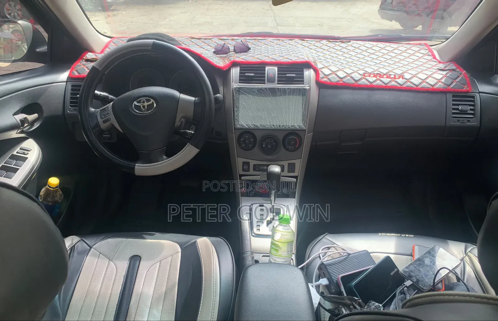 Toyota Corolla 2010 Gray