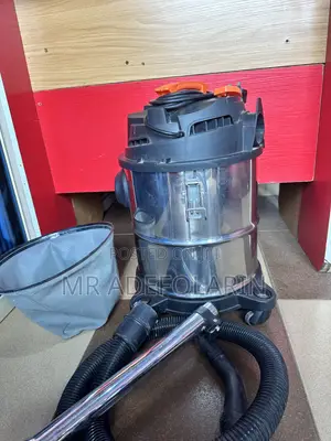 Vacuum Cleaner