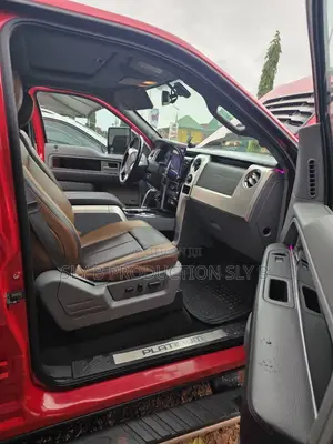 Ford F-150 Platinum  2013 Red